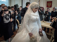 Свадьба в Чечне: 47-летний полицейский женился на школьнице