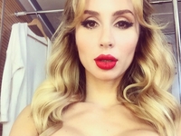 LOBODA презентовала новый клип с ведущими шоу Орел и решка