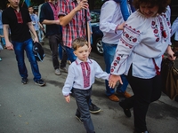 День независимости Украины 2015: Детские вышиванки от 100 гривен