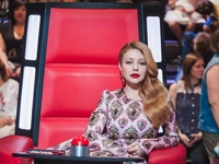 Тина Кароль появилась на Голосе країни в платье за 74 тыс. гривен