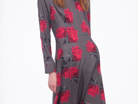 Цветы на цветах: Лукбук новой коллекции POUSTOVIT