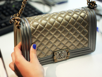 Как отличить оригинальный бренд от подделки: 6 главных моментов