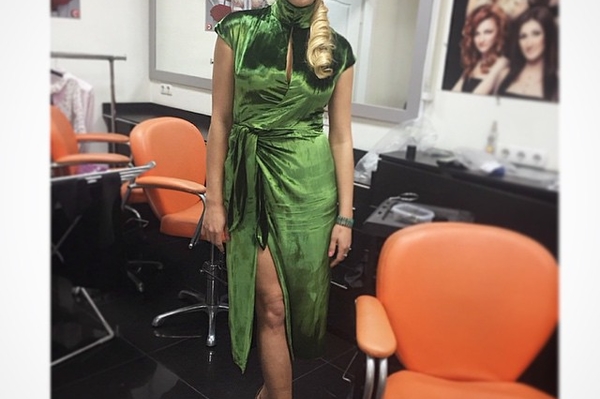 instagram.com/holostyakstb