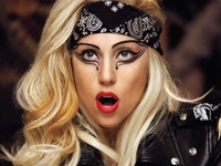 Lady GaGa прокомментировала слухи о своей беременности