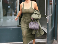 Модный конфуз: Ким Кардашян надела прозрачное платье