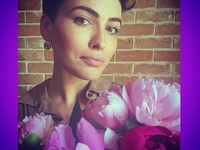 Обнаженная Даша Астафьева показала огромную татуировку на спине