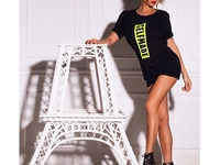 Будет жарко: ТОП-10 звездных модниц в мини