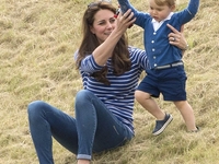 Герцогиня Кембриджская Кейт Миддлтон сводила сына на турнир по поло