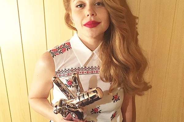 instagram.com/tina_karol