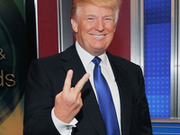 Золото и бриллианты: Как живет кандидат в президенты США Дональд Трамп