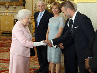 Дэвид Бекхэм встретился с королевой Елизаветой ІІ