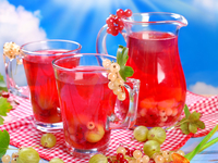 Компот из смородины и крыжовника