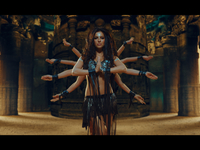 Певица Нюша презентовала новый клип с индийскими танцами