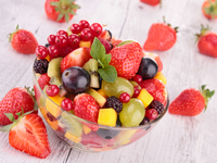 Фруктовый салат: три идеи для летнего завтрака