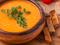 Пряный суп из моркови и чечевицы