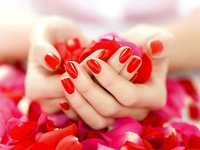 Можно ли наращивать ногти беременным