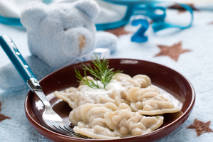 Как приготовить пельмени для детей (видео)