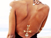 Флэш-тату: стильные идеи из Instagram