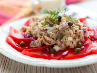 Летний салат из тунца