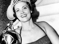 Красота сквозь века: 60 лет в истории конкурса Мисс Вселенная