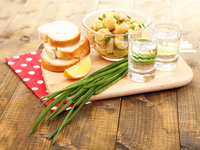 Маринованные шампиньоны: Три вкусные идеи