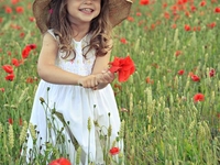 В царстве цветов: ТОП-25 милых фото малышей