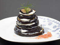 Жареные баклажаны с майонезом и чесноком