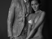 Экс-мисс США позировала обнаженной в эротической фотосессии