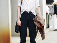 Как носить белую рубашку: Яркие образы street style