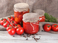 Быстрые маринованные помидоры