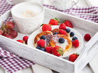 Сырники с малиной