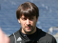 Любовница Шовковского расплакалась на пресс-конференции