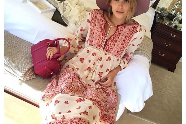 instagram.com/lenaperminova