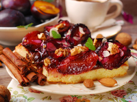 Что приготовить из слив: ТОП-5 рецептов