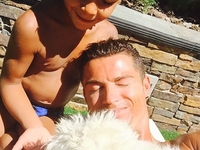 Звездный папа недели: Криштиану Роналду