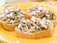 Бутерброды с тунцом: Три идеи для завтрака