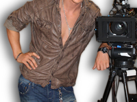 Алексей Воробьев показал в новом клипе мини-комедию