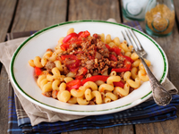 Паста болоньезе с болгарским перцем