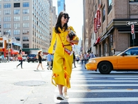 Street style: Яркие образы с Недели моды в Нью-Йорке