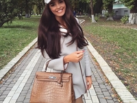 Утеплились: Украинские и российские звезды в нарядах для осени