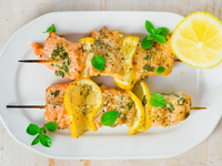 Шашлычки из семги: ТОП-5 рецептов