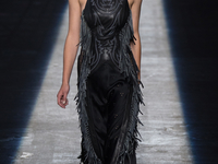 Коллекция Alexander Wang: Бахрома, деним и бельевой стиль