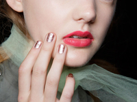 Неделя моды в Нью-Йорке: Стильные идеи для маникюра