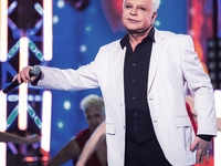 Борис Моисеев подал в суд на коллегу по сцене