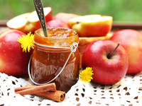 Яблочное варенье с корицей