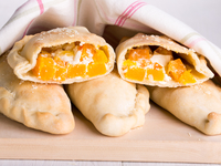 Как приготовить  эмпанадас с тыквенно-творожной начинкой