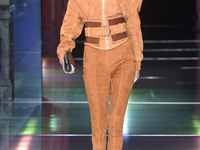 Любимый дизайнер Ким Кардашьян представил свежую коллекцию