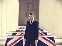 Сэм Смит представил клип на саундтрек к фильму 007: Спектр