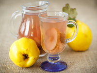 Как приготовить компот из айвы на зиму