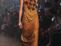 Венецианский карнавал: Vivienne Westwood презентовала новую коллекцию